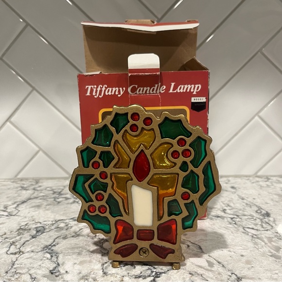 Tiffany candle lamp stained glass on cast iron, colorful Christmas wreath - Picture 3 of 6